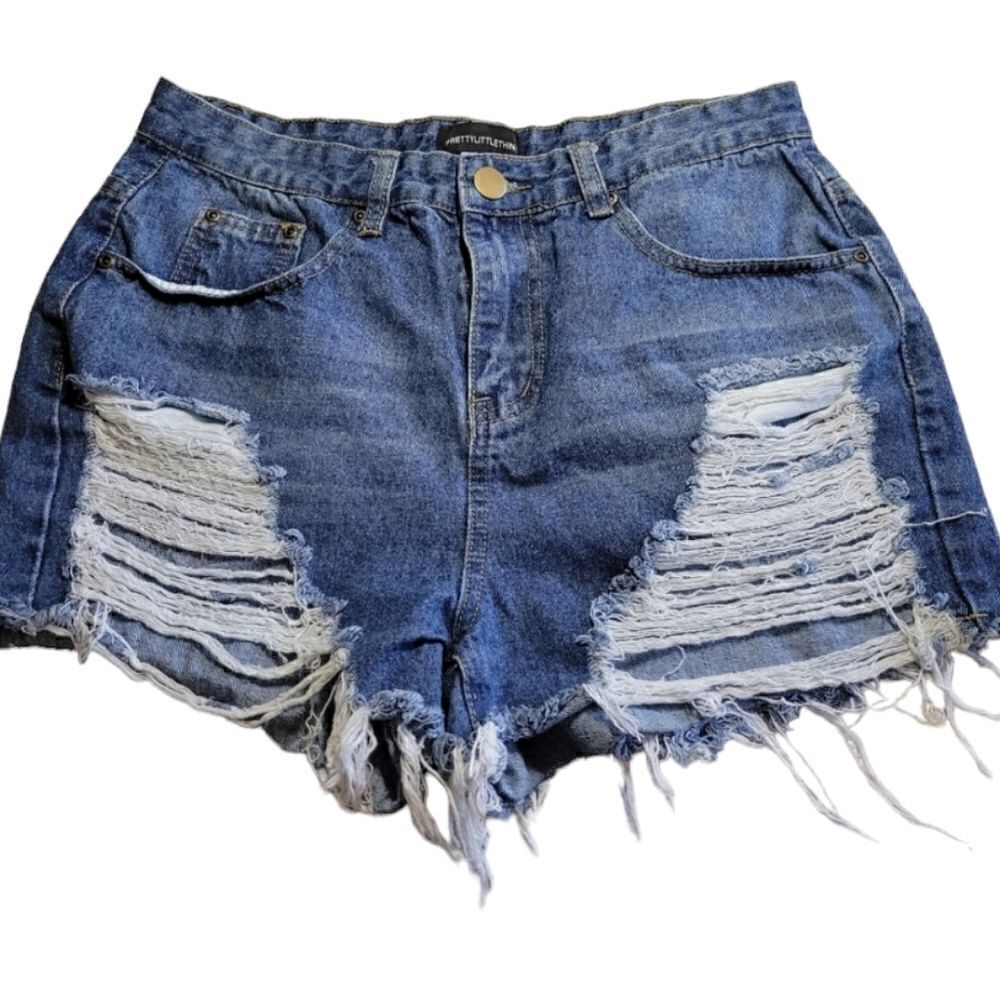 EUC✨Pretty Little Thing Denim Shorts Size 8 (UK 12)